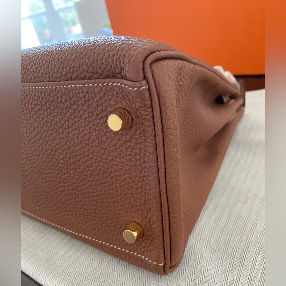 Hermes Kelly Retourne 32 Gold Togo Leather with Gold Hardware 2018 - Picture 9 of 16